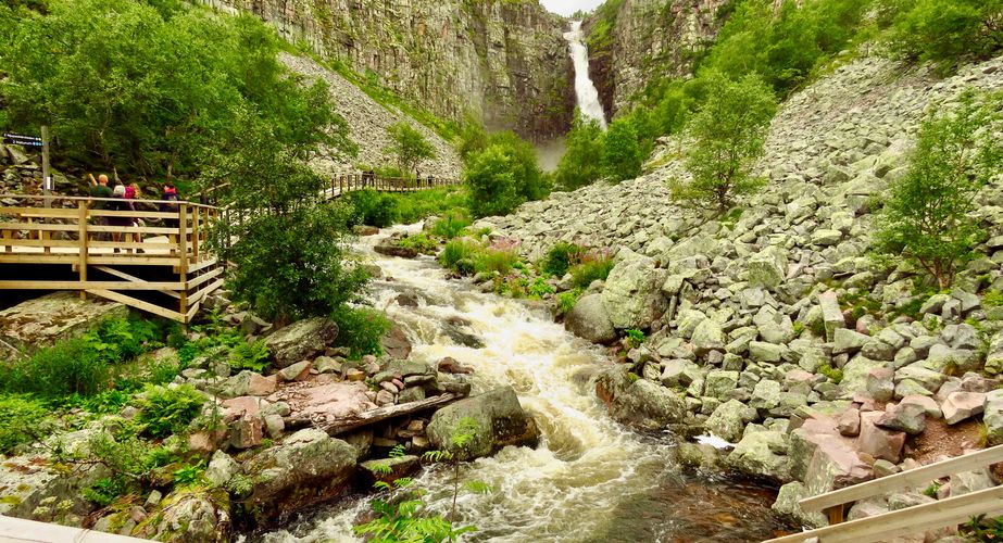 Fulufjallet National Park    waterval Njupeskar hike